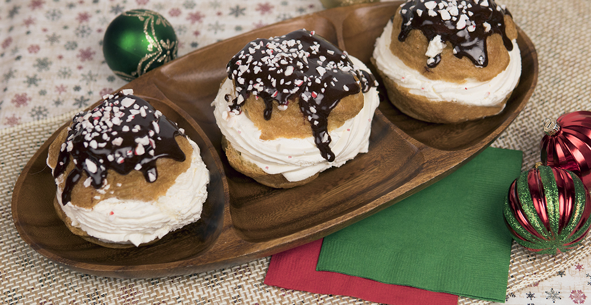 Peppermint Christmas Cream Puffs Desktop