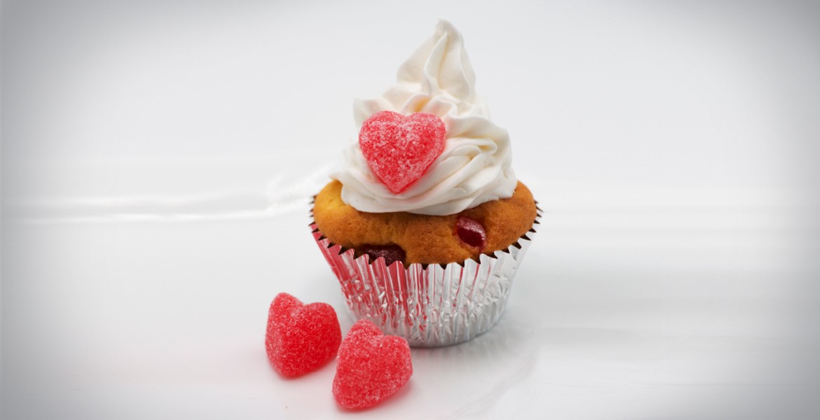 Cinnamon Jelly Heart Cupcakes